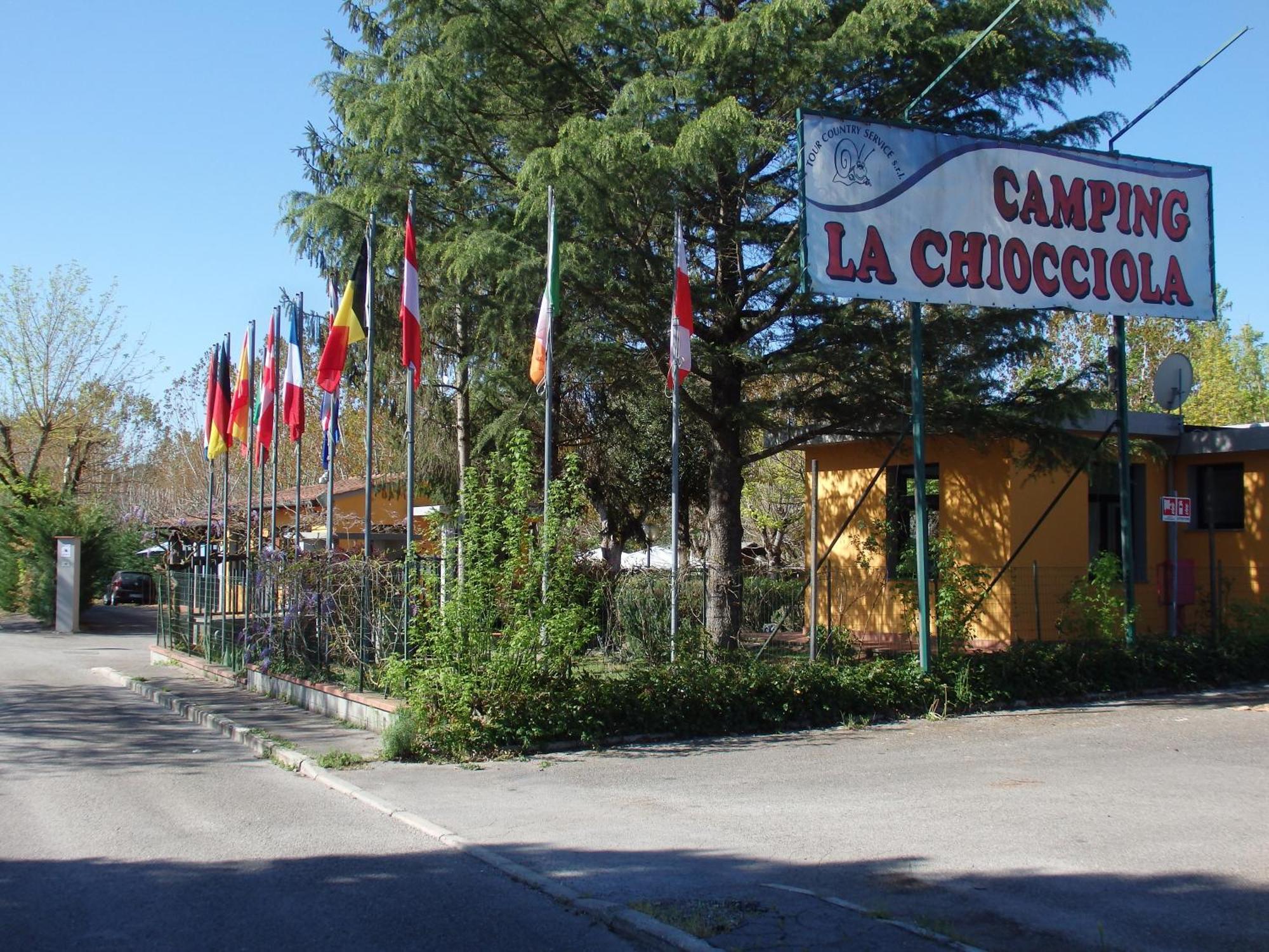 Camping Village La Chiocciola Capannole المظهر الخارجي الصورة